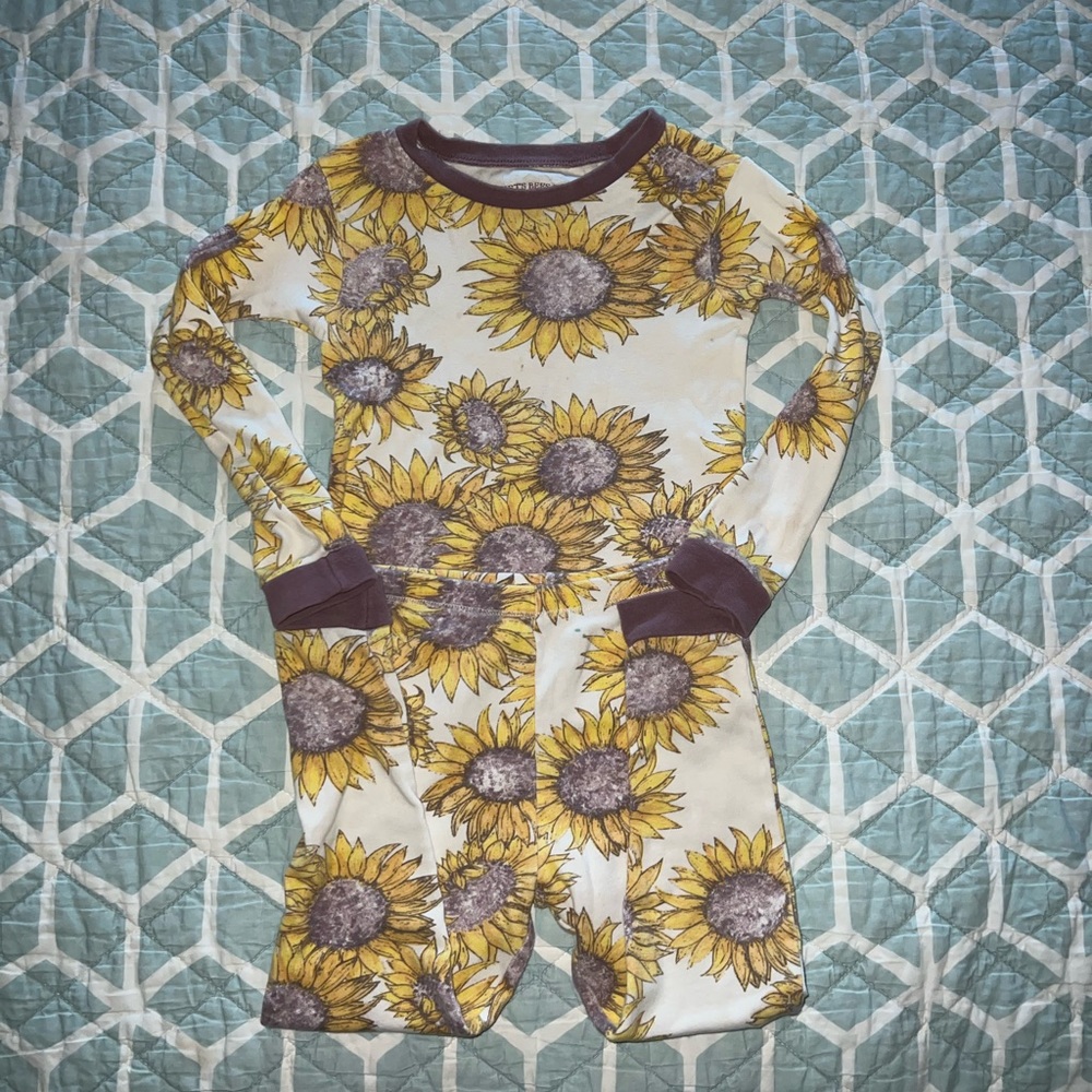 Burt’s Bees 4T sunflower pajama set